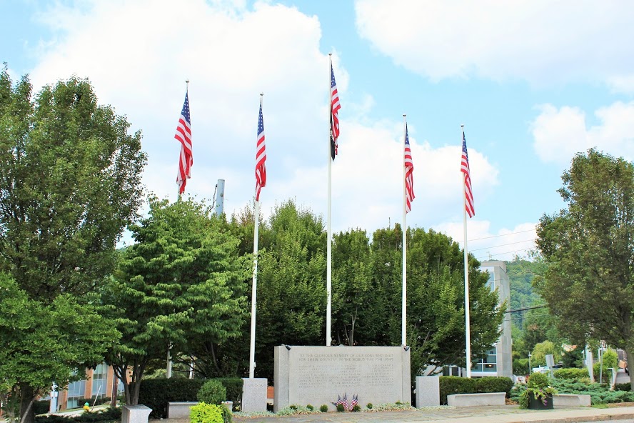 WWII monument at Memorial Plaza